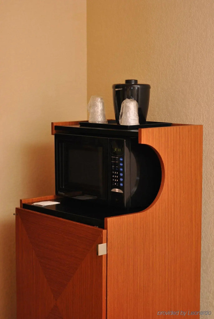 Photo - Atrium Hotel and Suites DFW Airport South