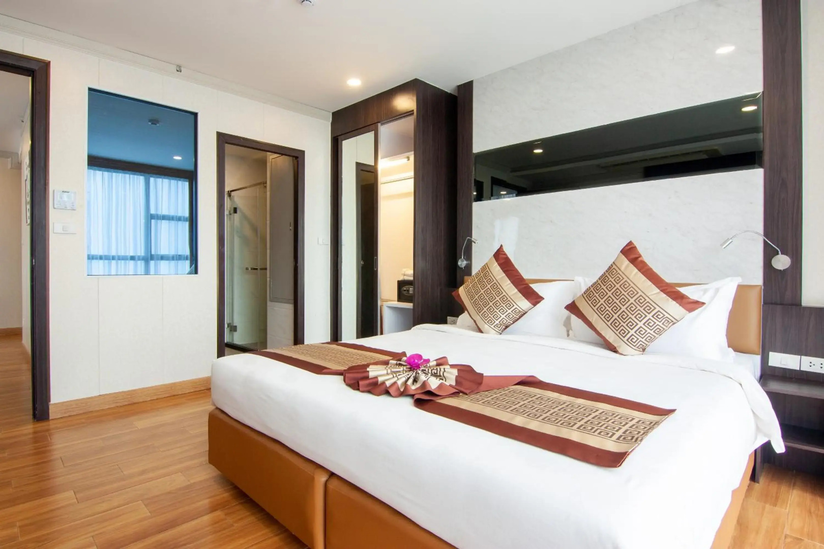 Photo - Golden Jomtien Beach Hotel