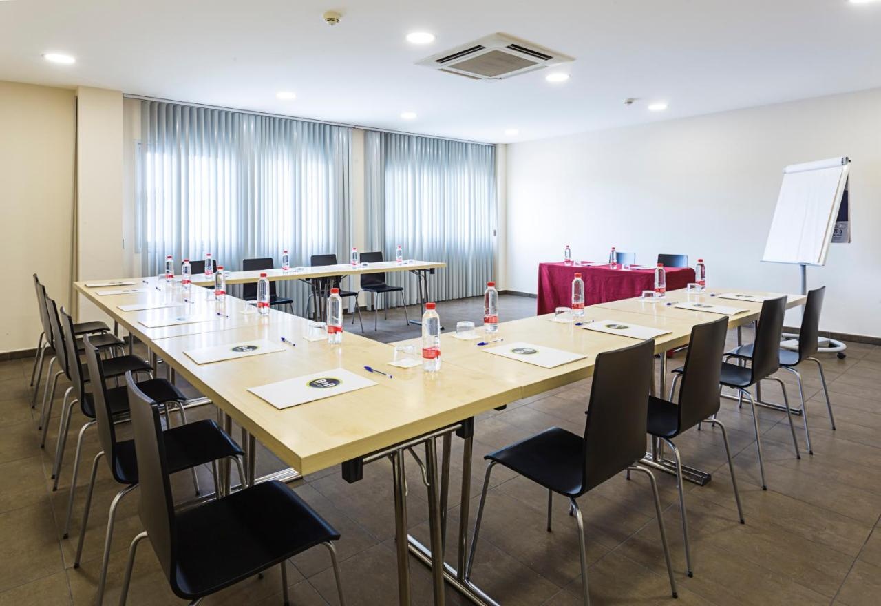 Photo - B&B Madrid Aeropuerto T1 T2 T3
