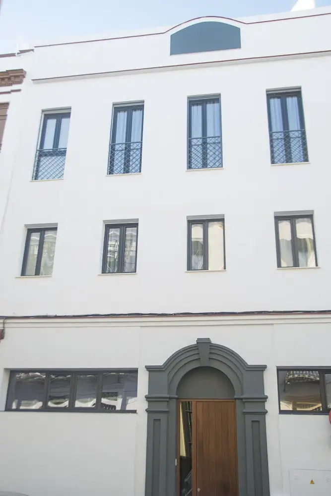 Photo - Welldone Antiquarium