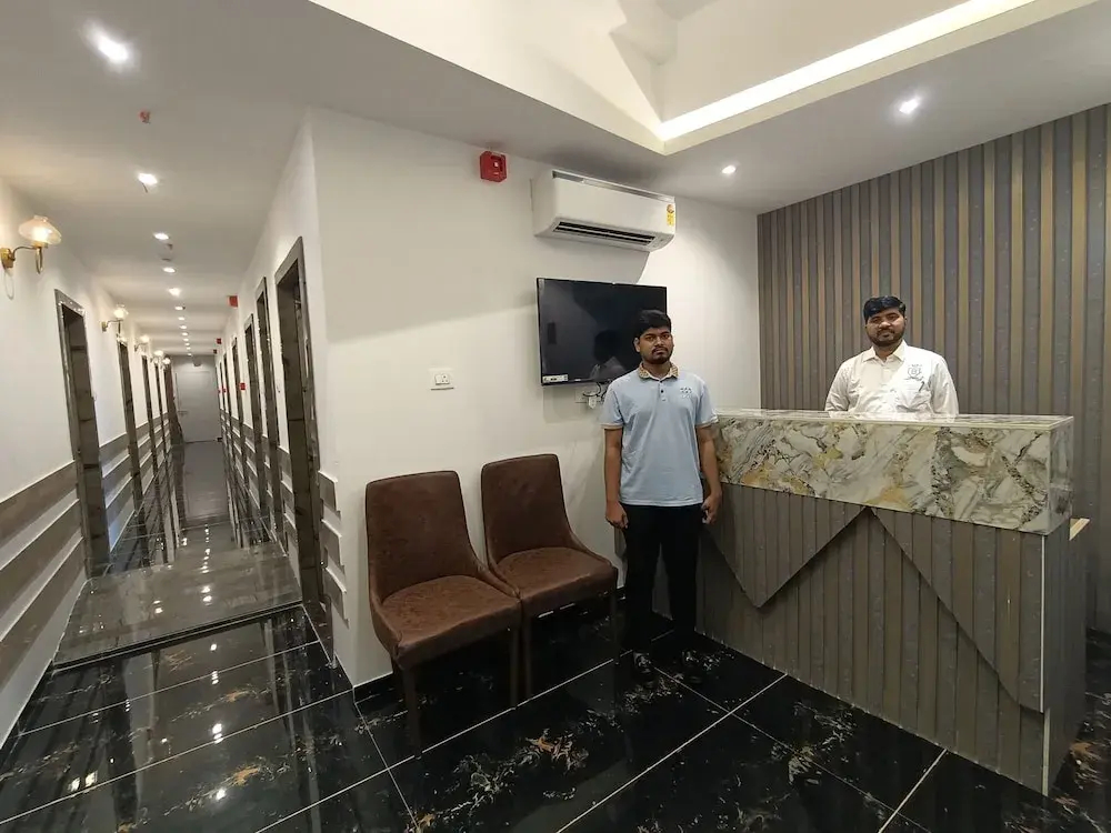 Foto - Hotel Beverly Palace Santacruz - Near BKC - Mumbai Airport T1