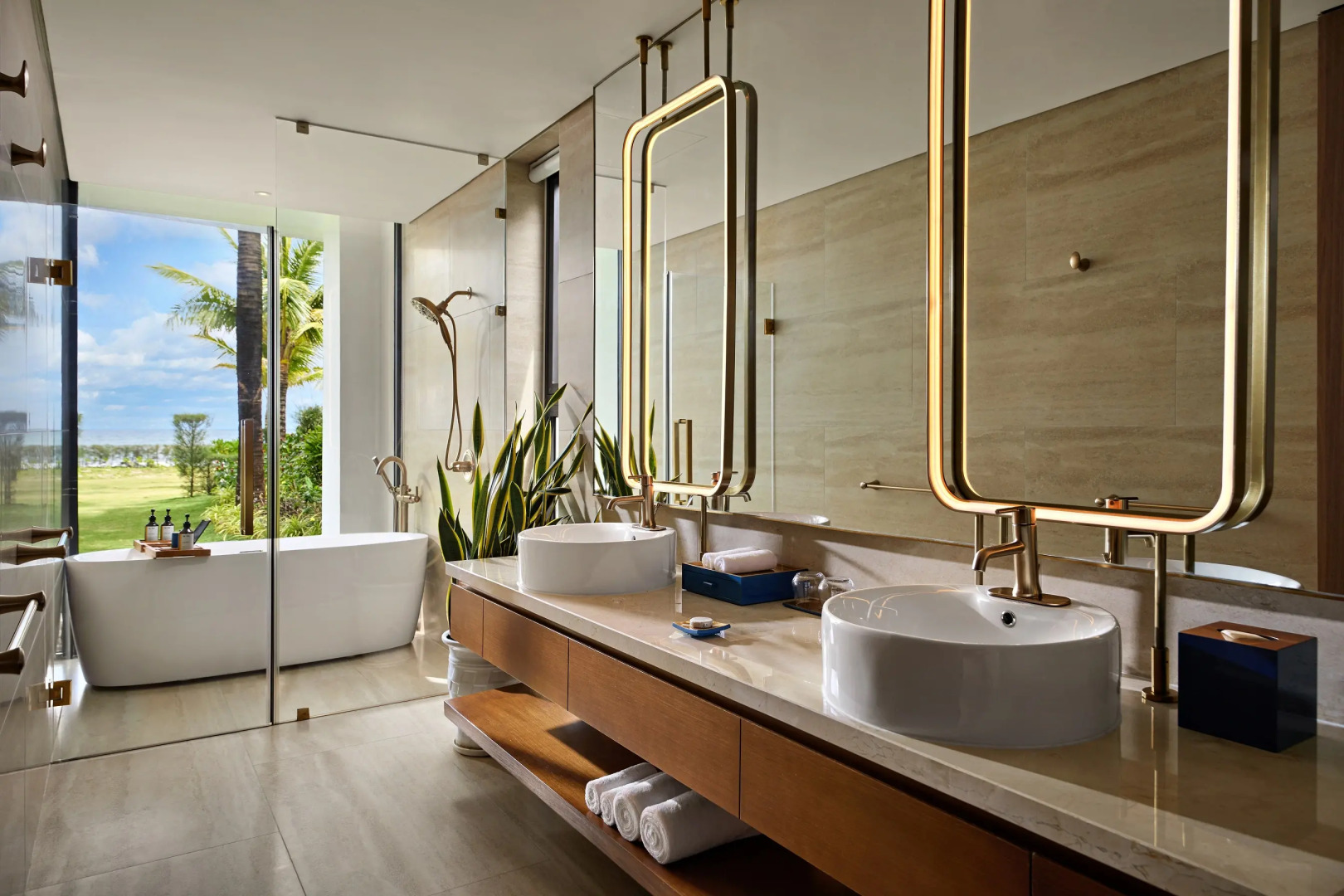 Foto - Wyndham Hoi An Royal Beachfront Resort & Villas