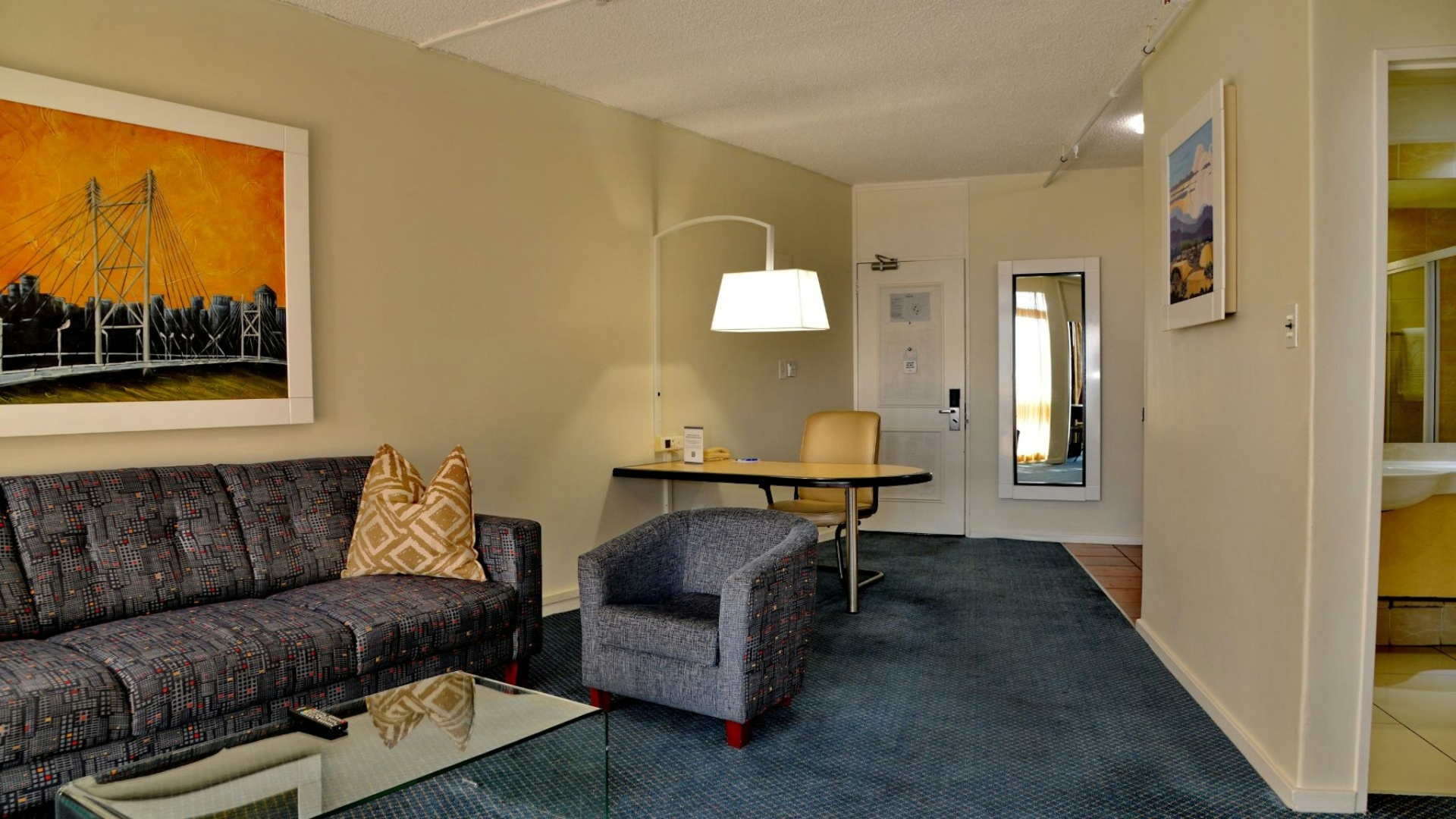 Photo - The Parktonian All Suite Hotel