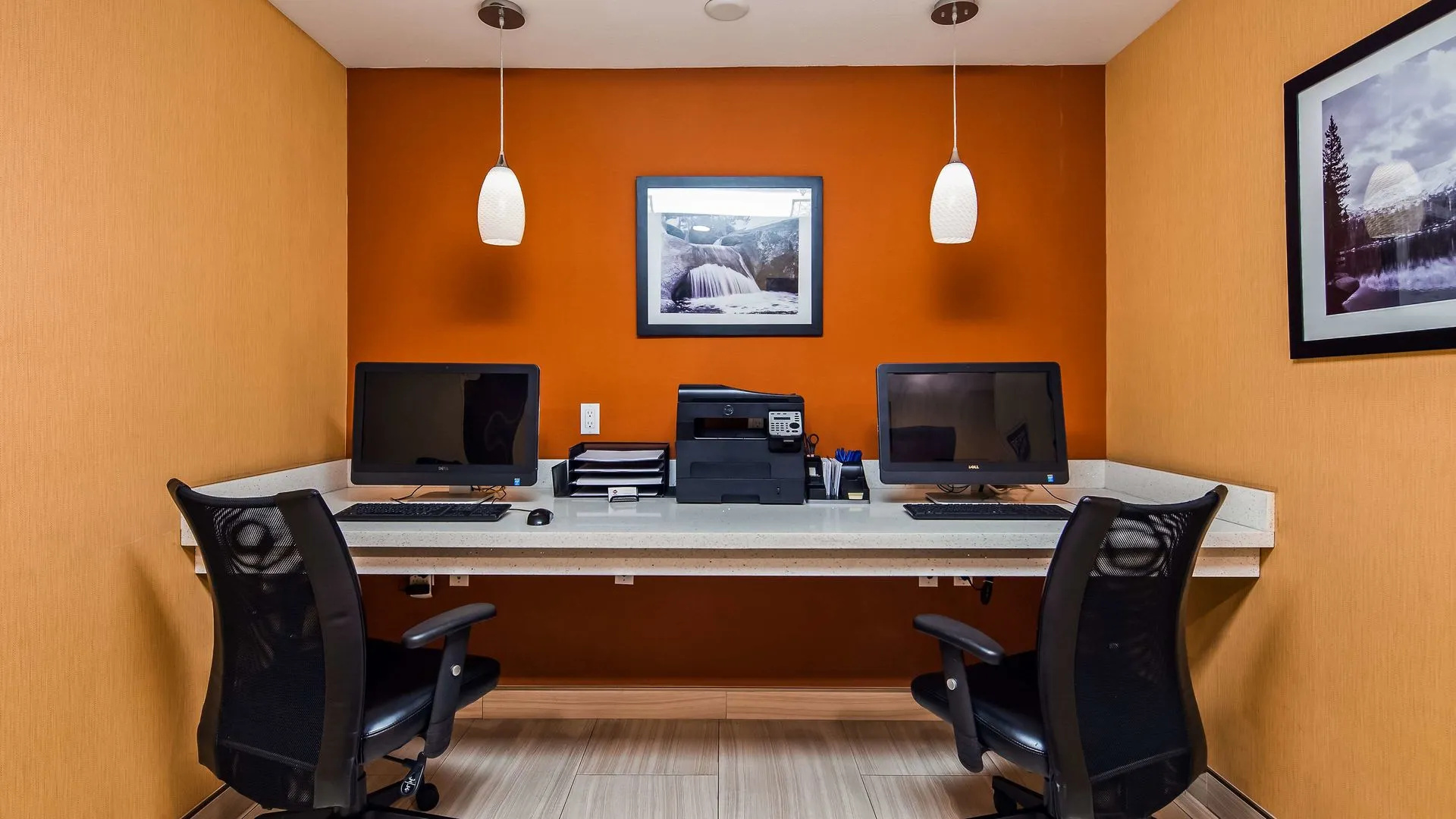 Photo - Best Western Plus Fresno Airport Hotel