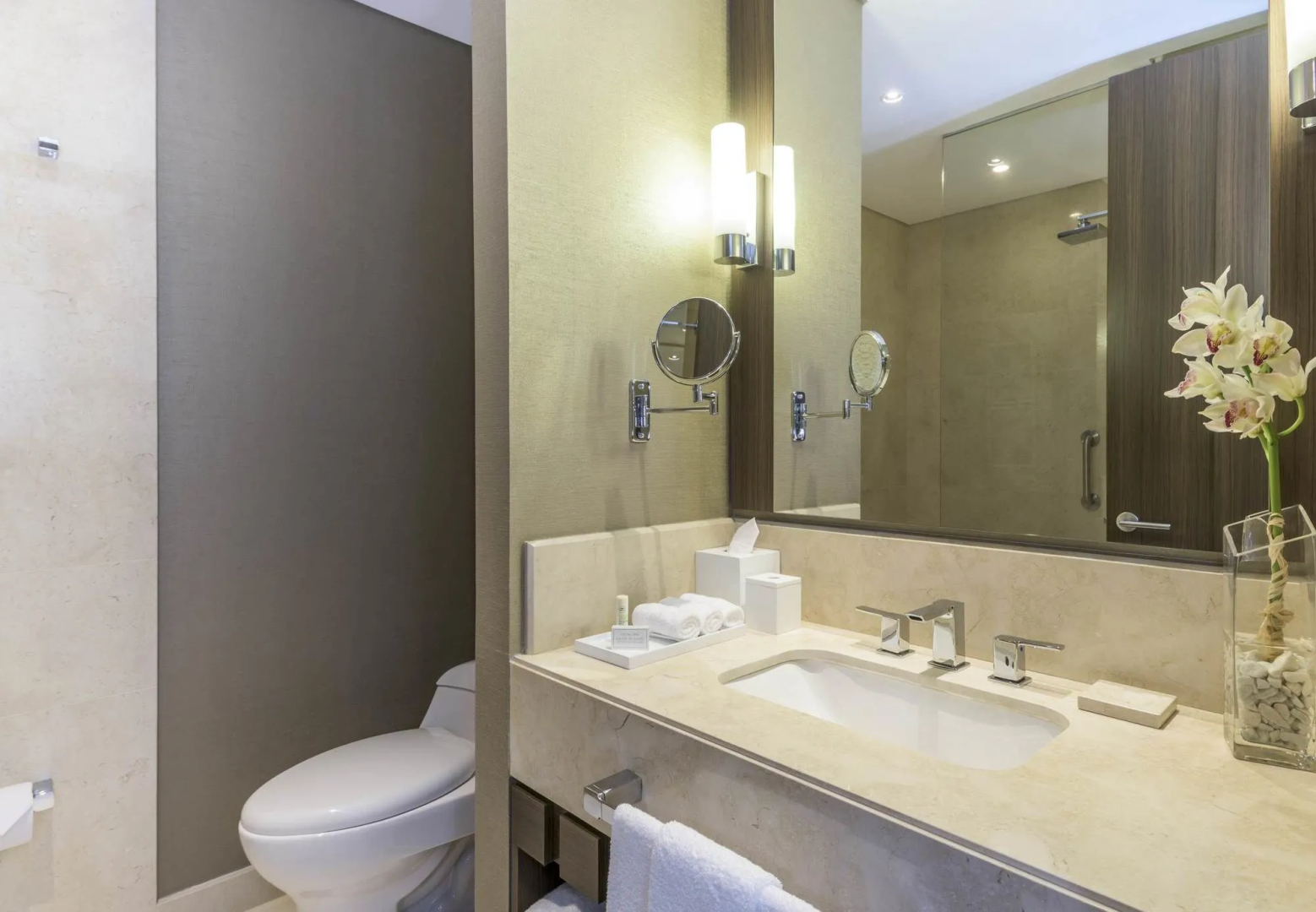 Photo - Courtyard by Marriott Bogota Airport