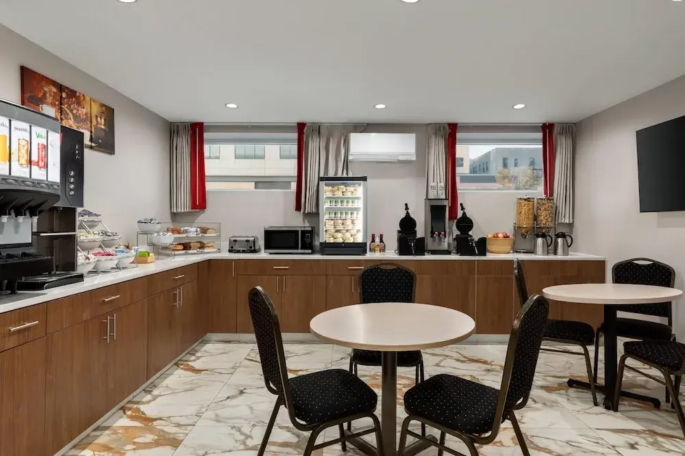 Foto - Ramada by Wyndham Brooklyn Empire Blvd
