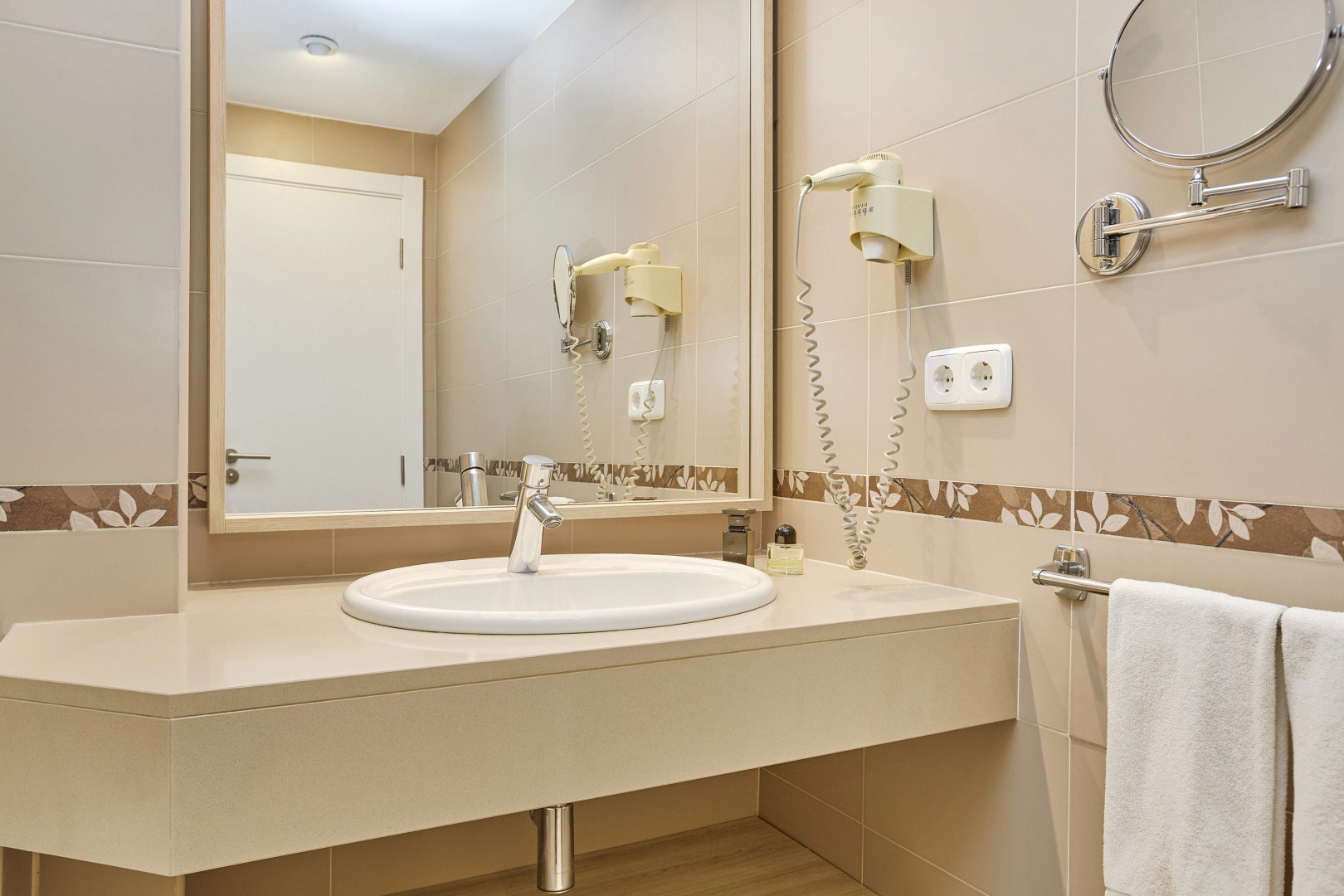 Photo - Universal Aparthotel Don Camilo