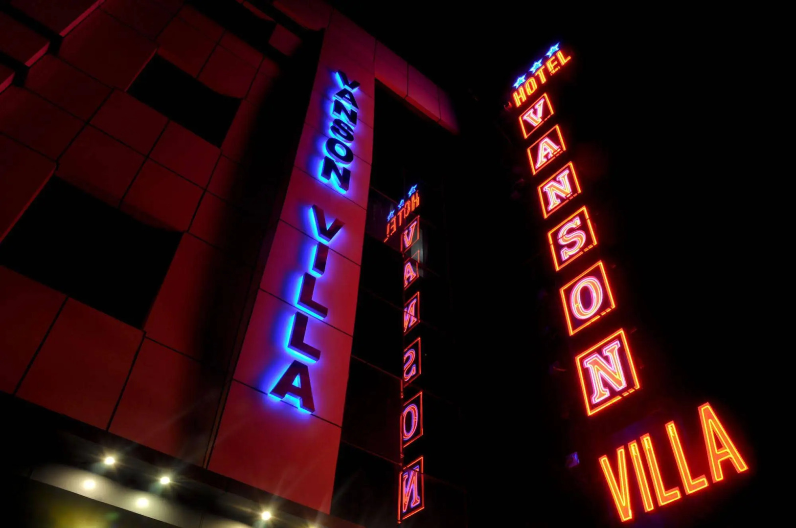 Photo - Hotel Vanson Villa, City Centre - With Free Airport & Train Station Pickup