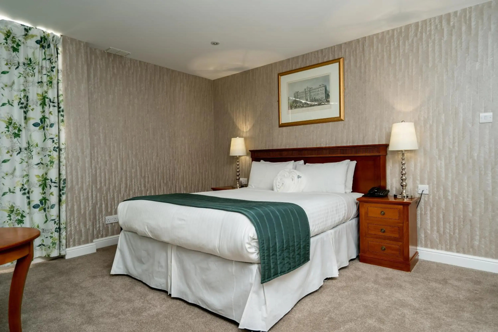 Photo - The Clarendon Hotel