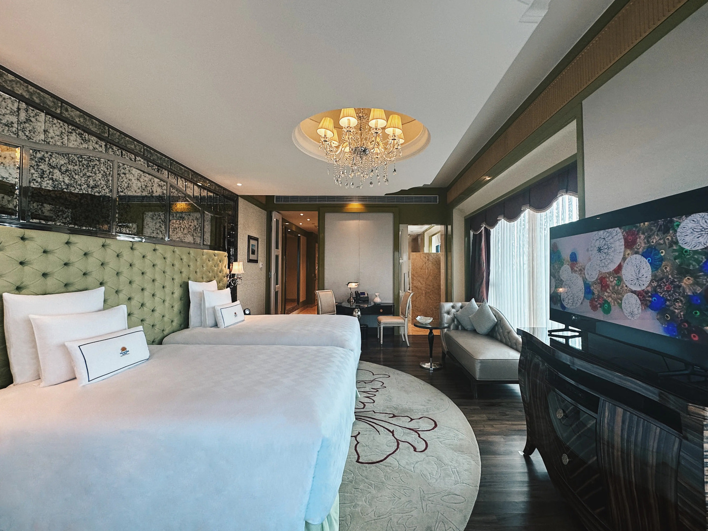 Photo - The Reverie Saigon