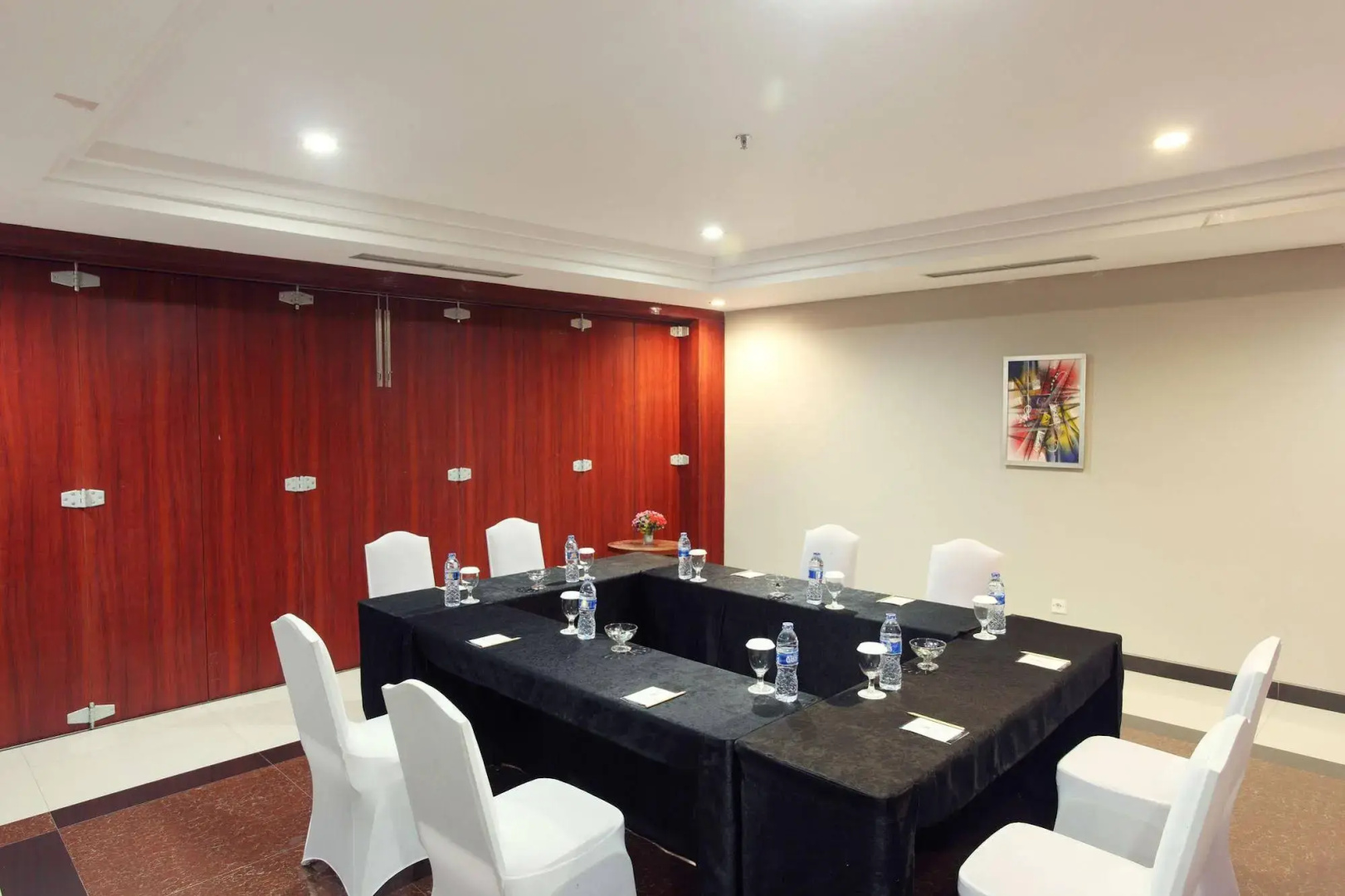 Photo - Grand Hatika Hotel