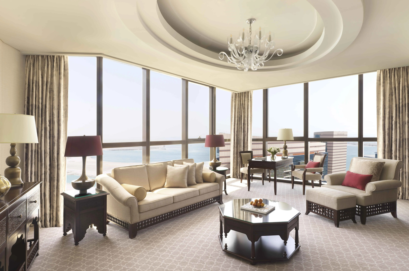 Photo - Bab Al Qasr Hotel