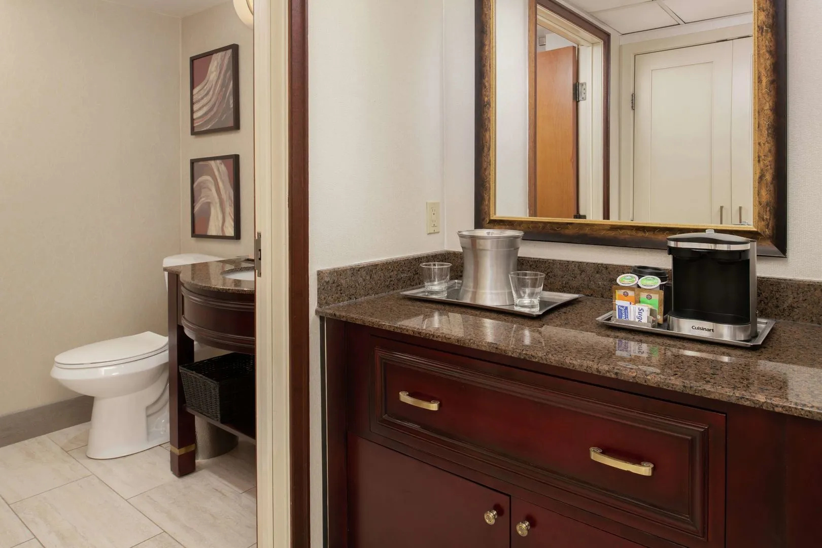 Photo - Hilton Bellevue