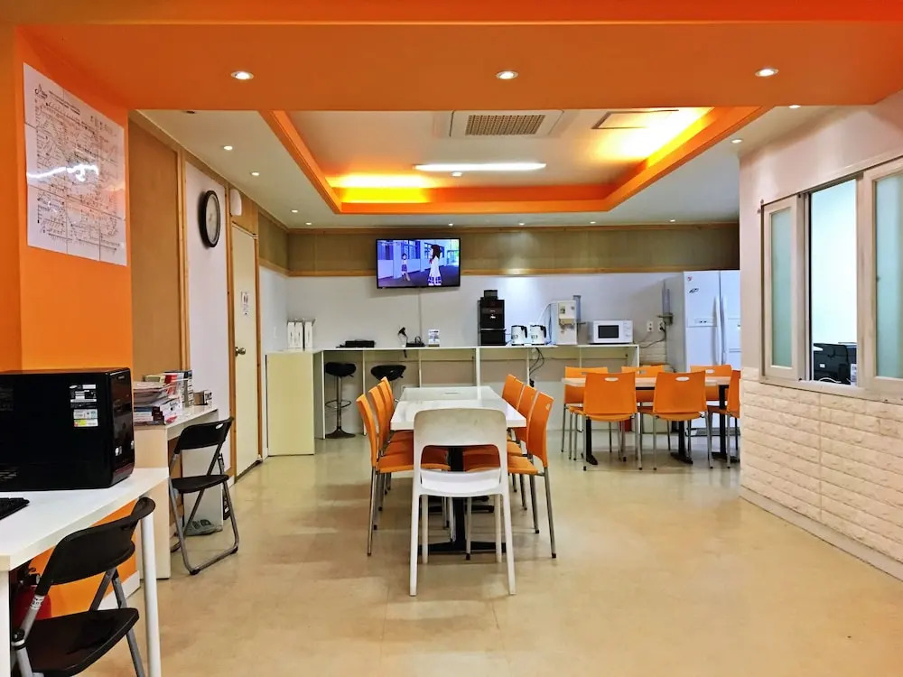 Photo - OYO Hostel Myeongdong 5