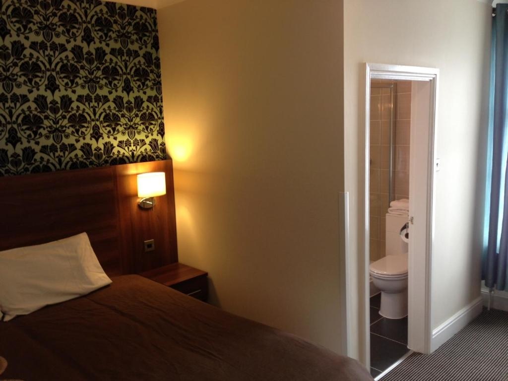 Photo - Ely House Hotel