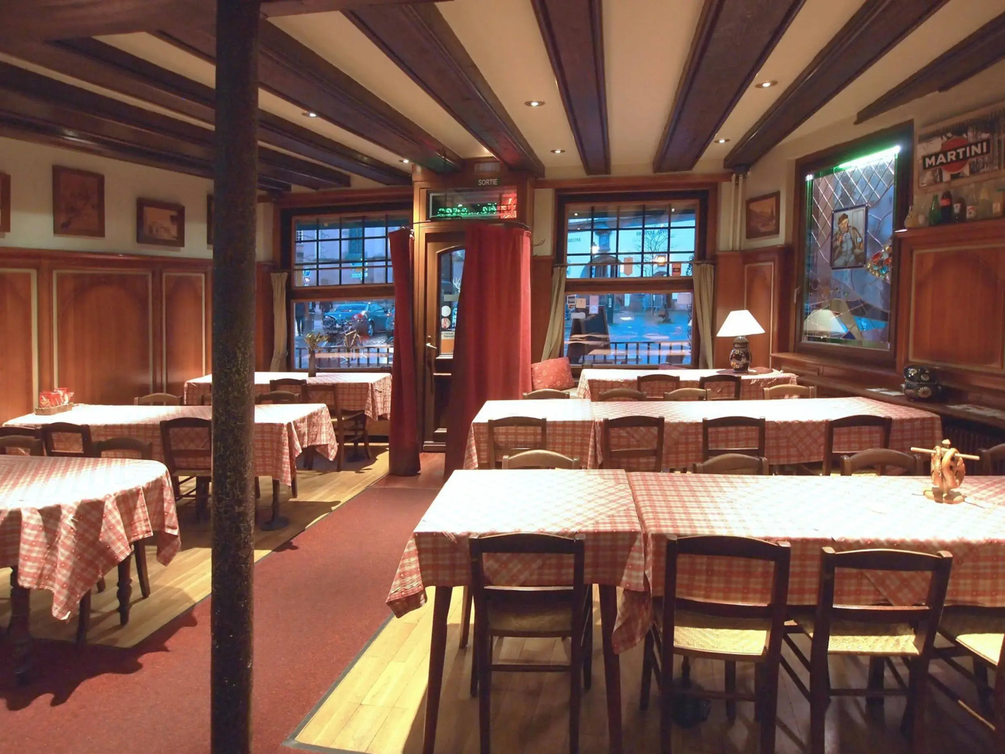 Foto - Logis Hôtel Restaurant Au Cerf d'Or