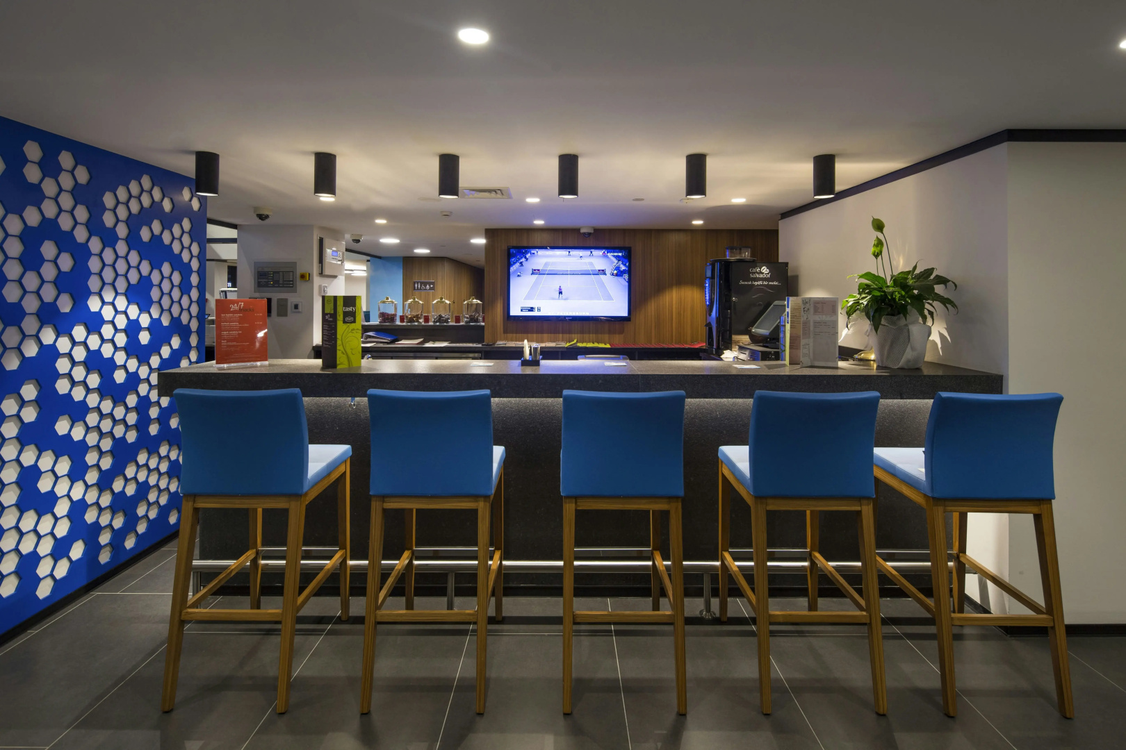 Foto - Hampton by Hilton Istanbul Kurtkoy