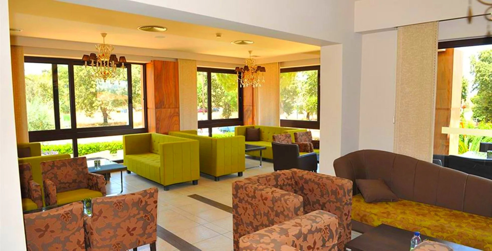 Foto - Santa Helena Hotel