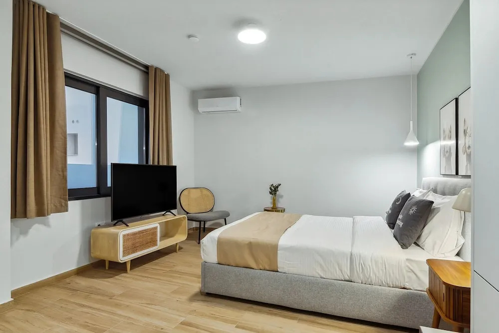 Photo - Limehome Athens Solonos City Center
