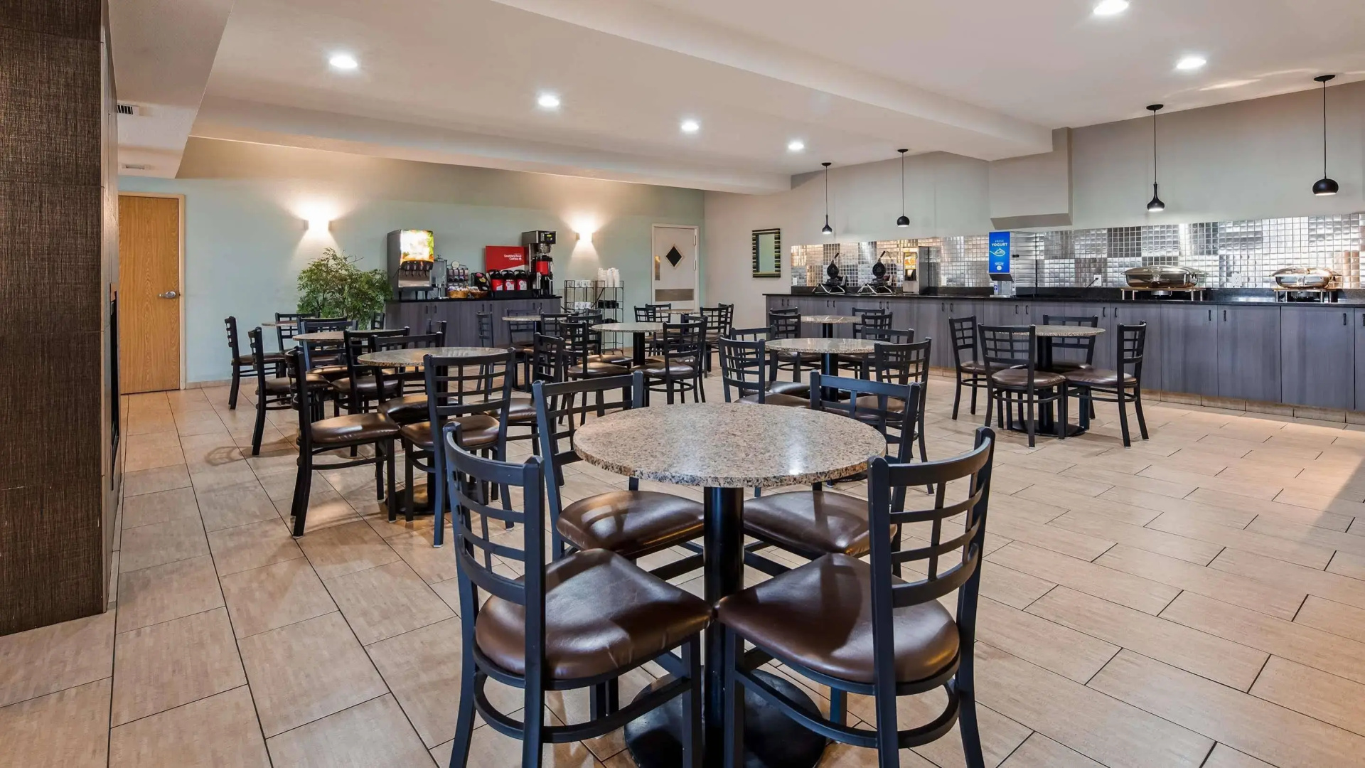 Foto - Best Western PLUS Peppertree Airport Inn