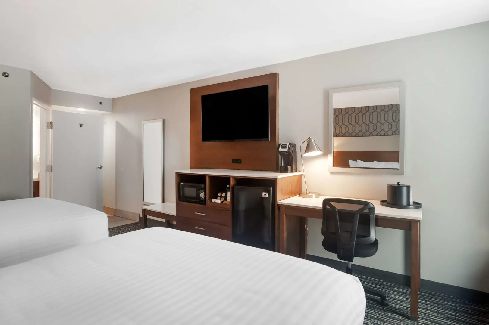 Photo - Best Western Plus Commerce Hotel