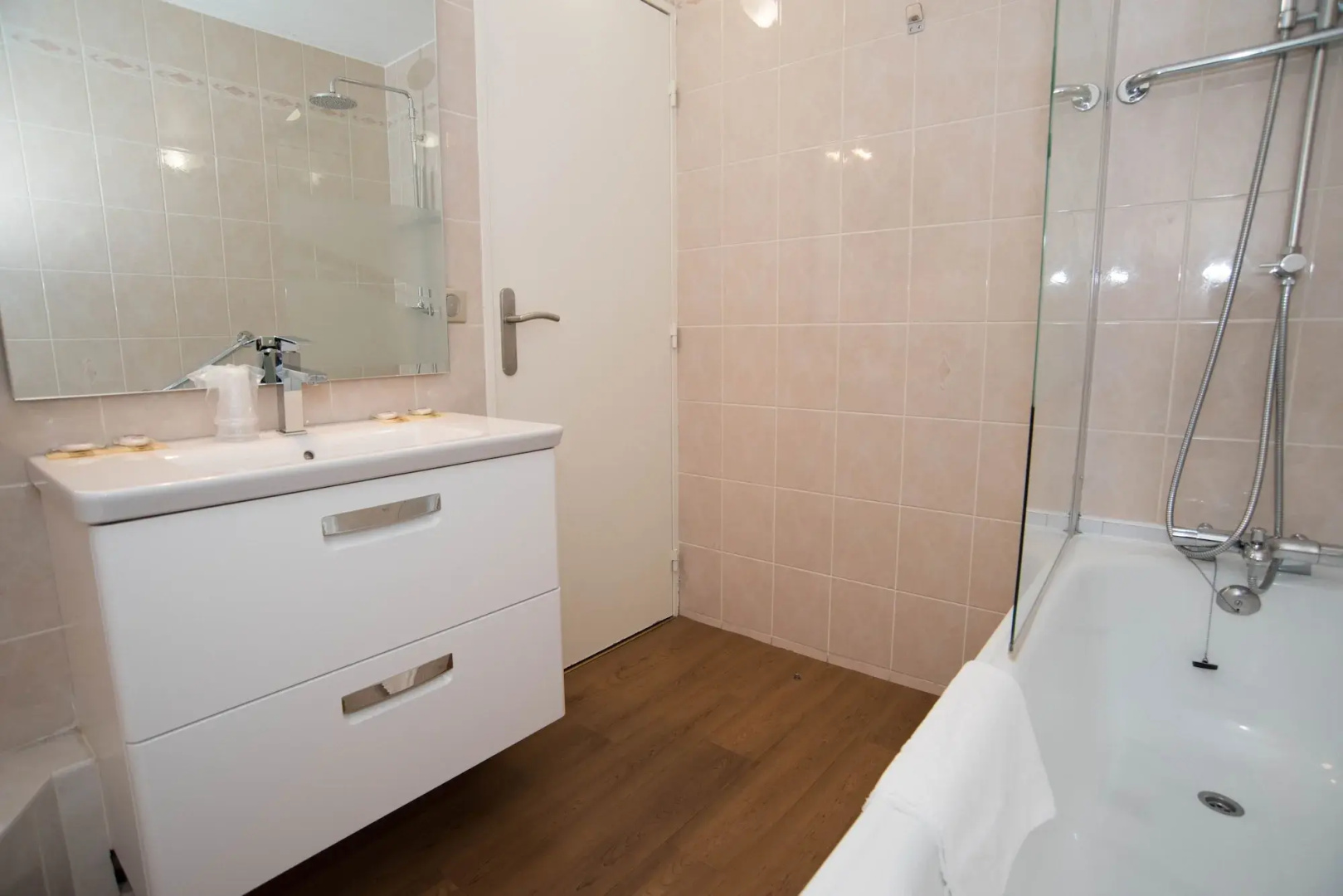 Foto - Ibis Styles Annecy Le Vieux