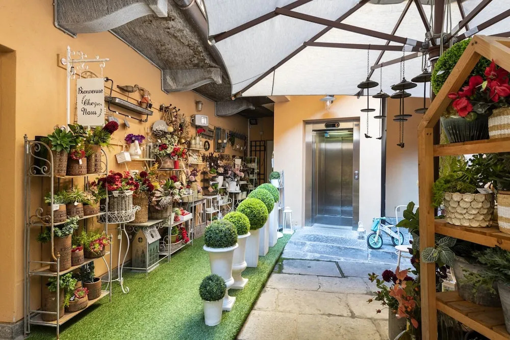 Photo - La Dependance