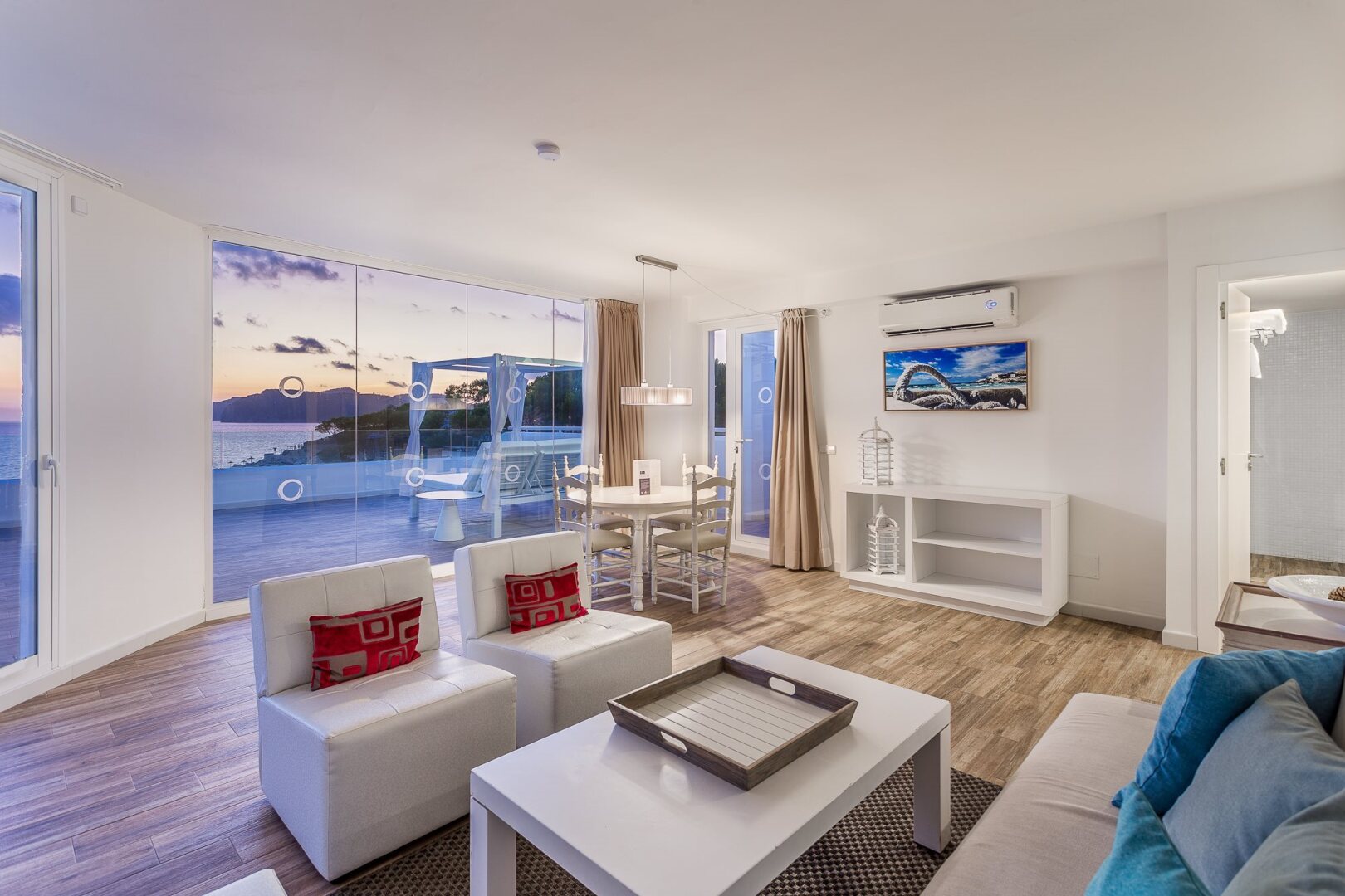 Foto - FERGUS Style Cala Blanca Suites