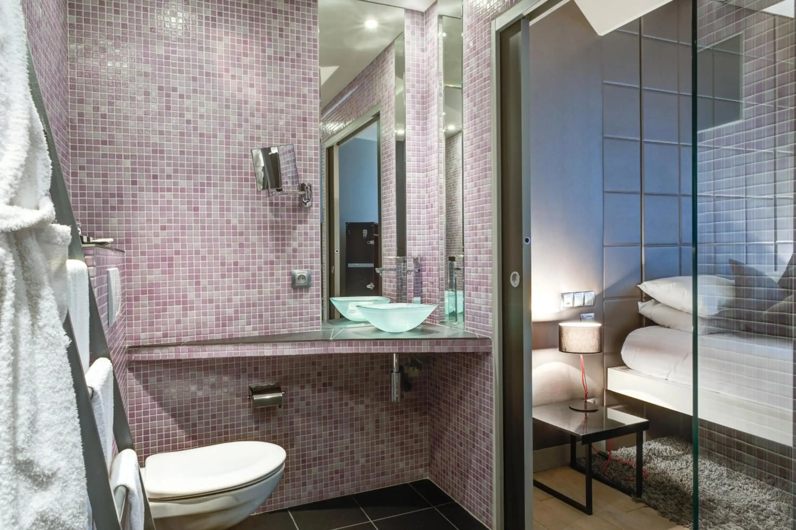 Photo - ZE Hotel