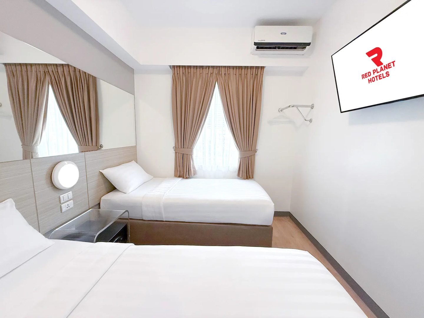 Foto - Red Planet Quezon City Timog