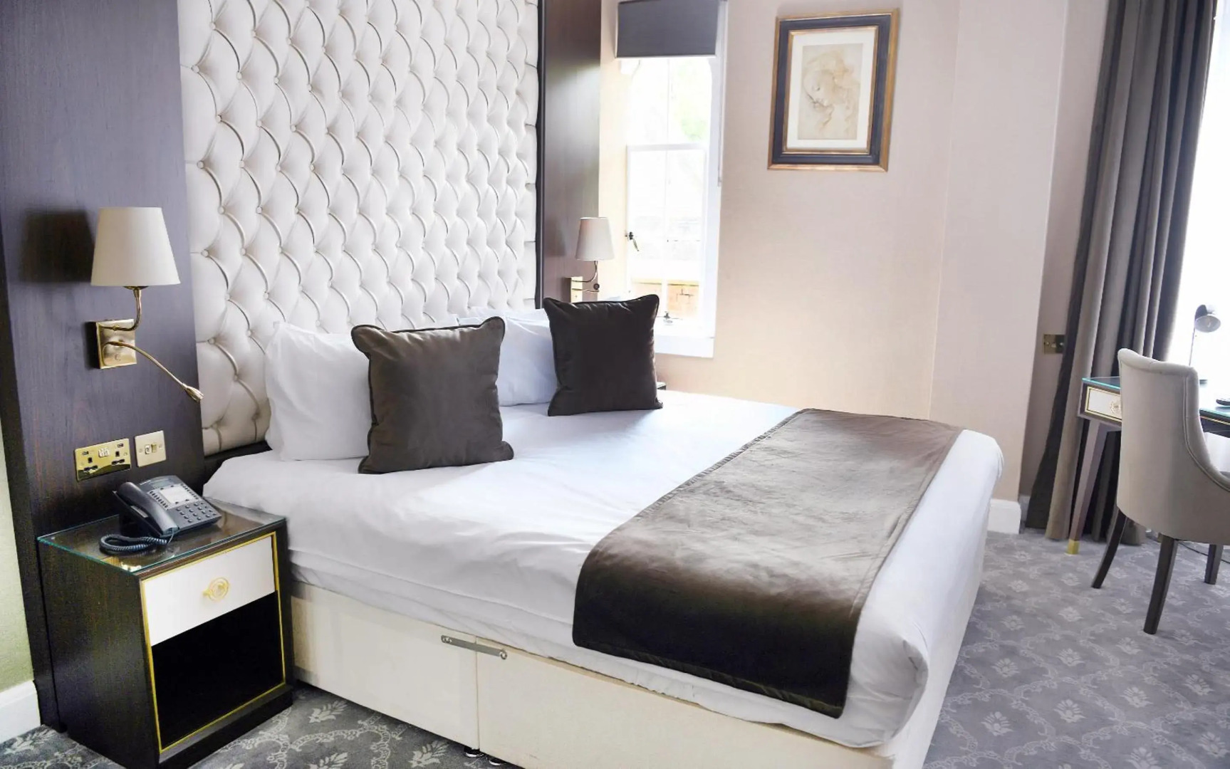 Photo - Warren House Hotel