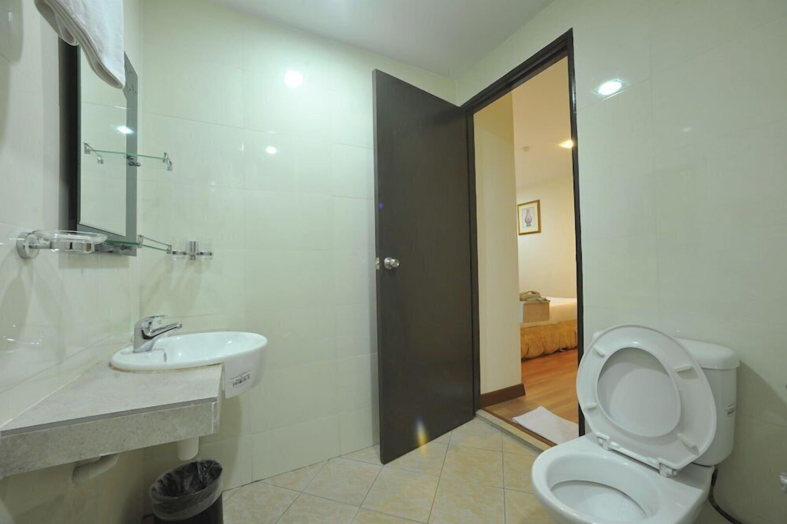 Photo - Hotel Ambassador @ Bukit Bintang