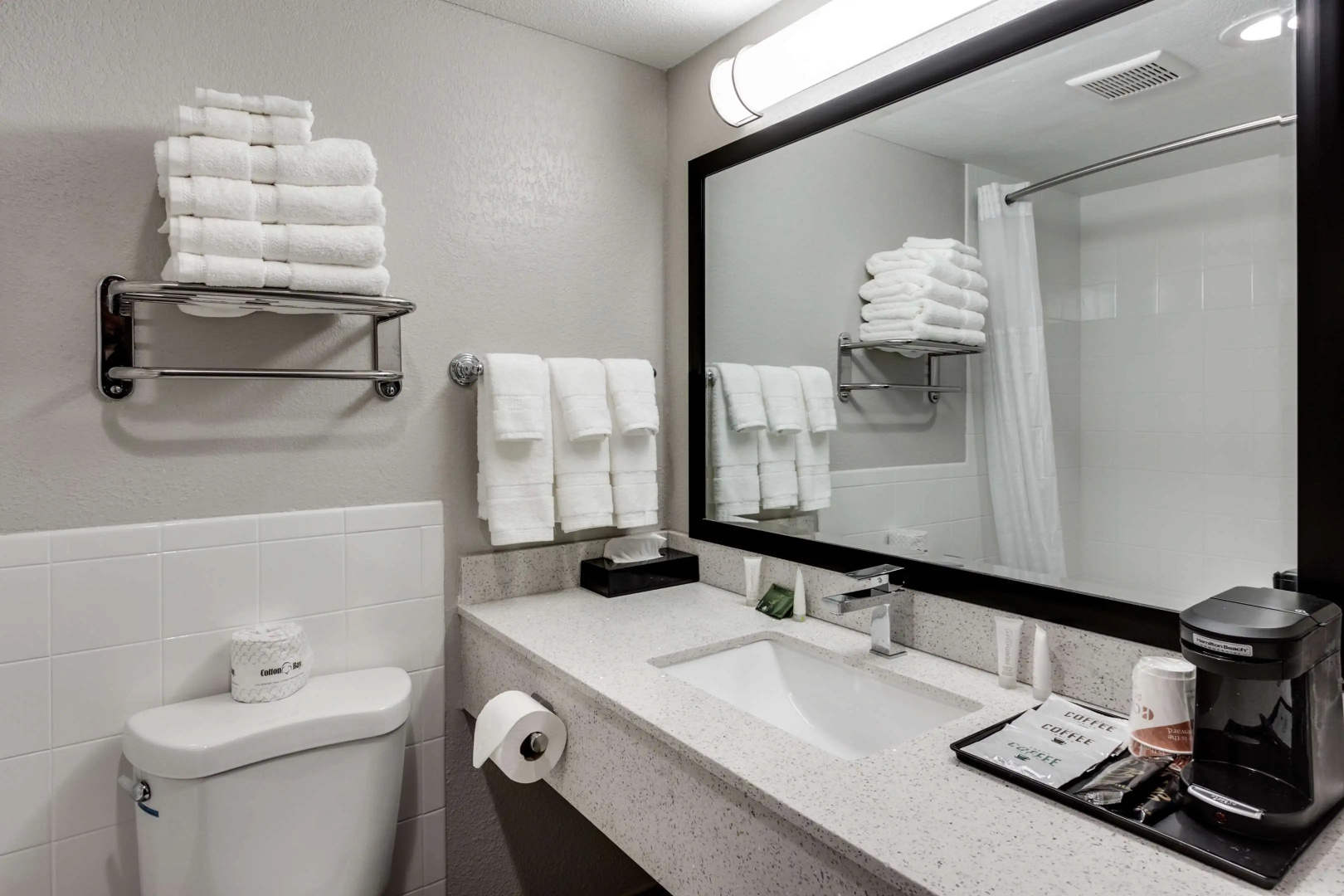 Foto - Days Inn & Suites by Wyndham Spokane