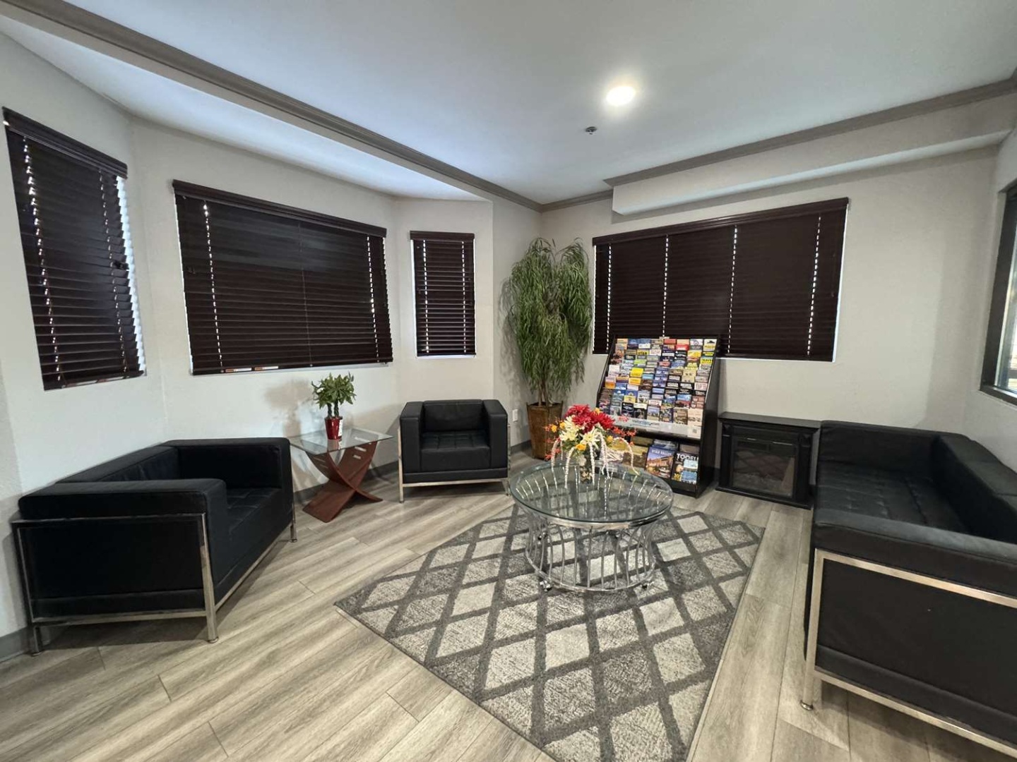 Photo - SureStay by Best Western Salt Lake City Downtown