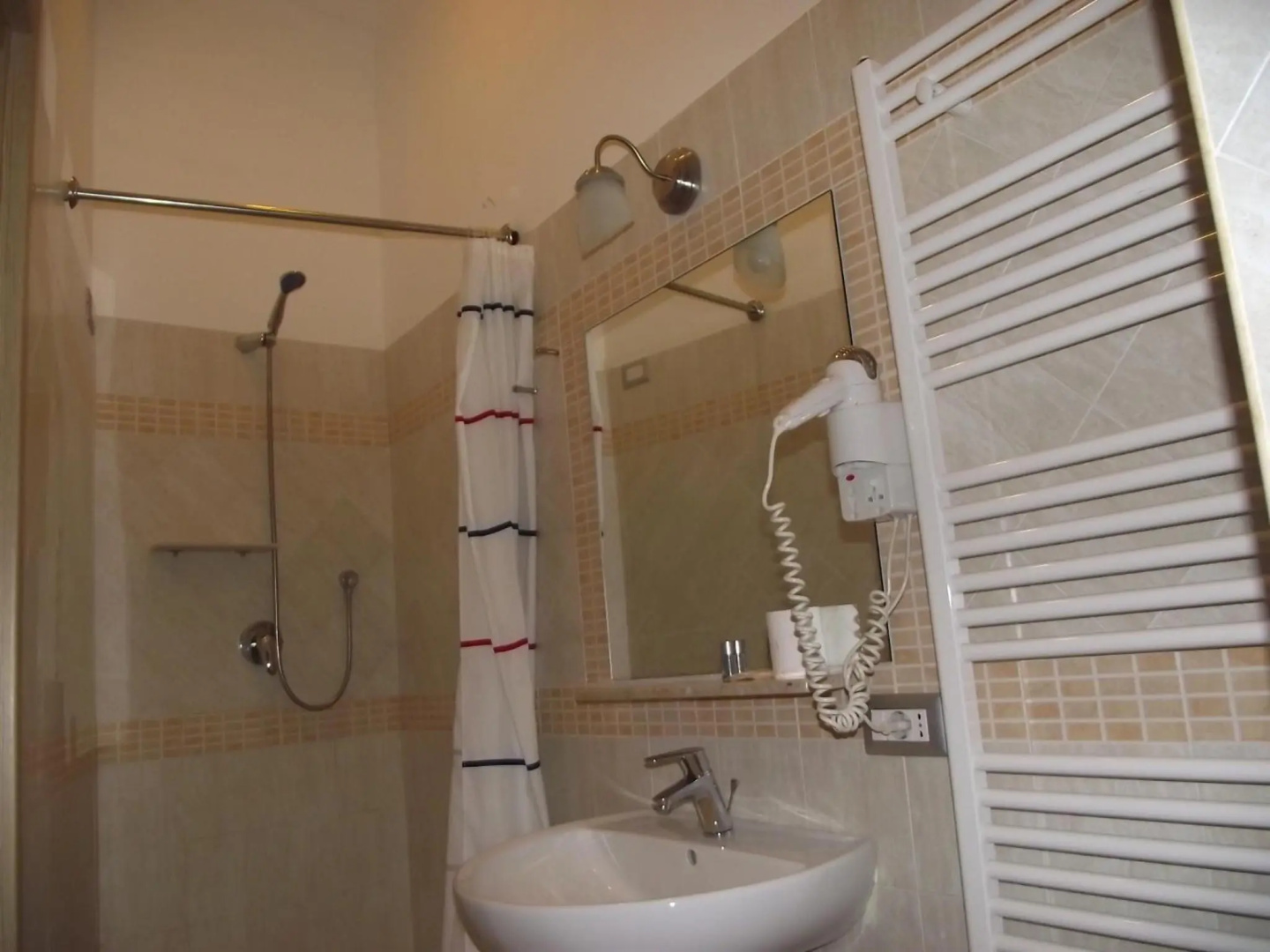 Foto - Hotel Elide