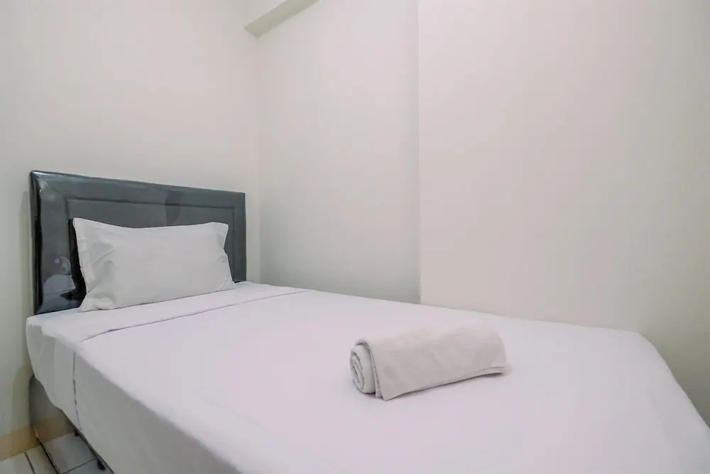 Comfort Stay 2BR at Podomoro Golf View Apartment