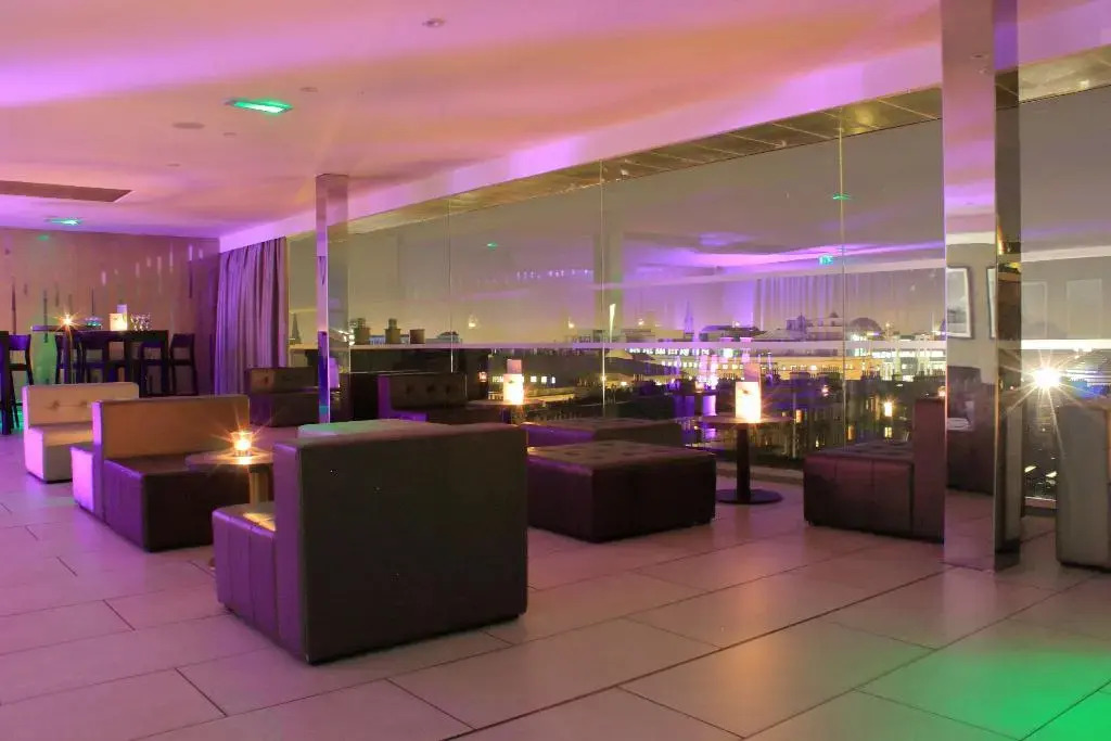 Foto - Doubletree by Hilton Edinburgh City Centre