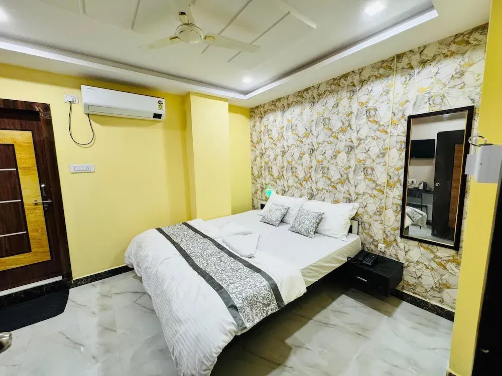 Photo - Hotel Hyderabad Pulse