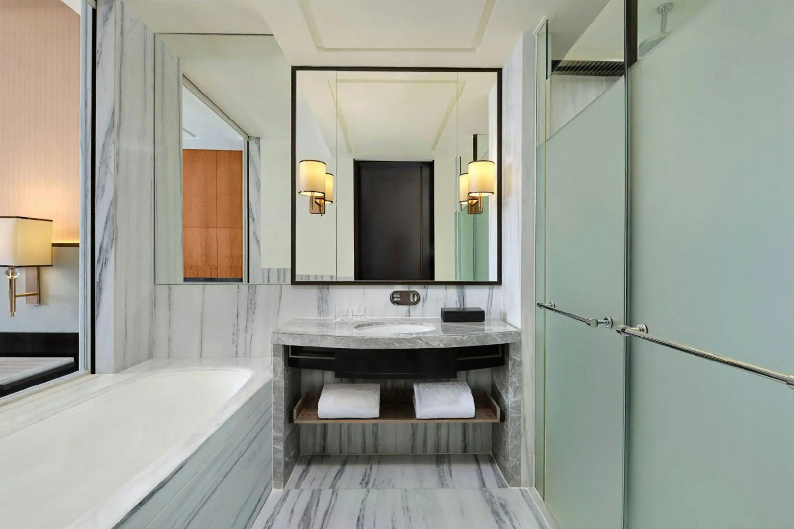 Foto - Sheraton Grand Jakarta Gandaria City Hotel