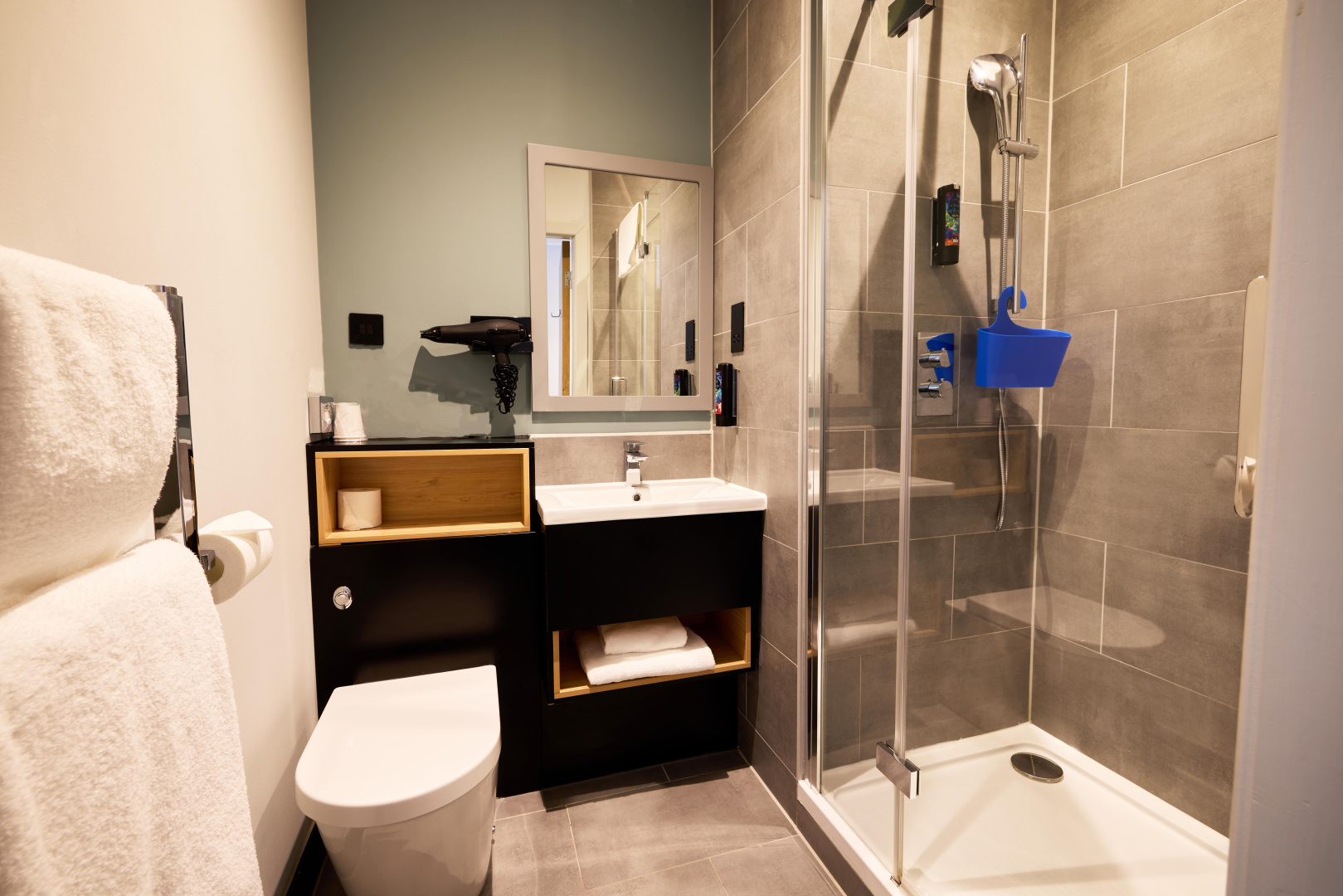 Photo - Holiday Inn - the niu, Loom Manchester North by IHG