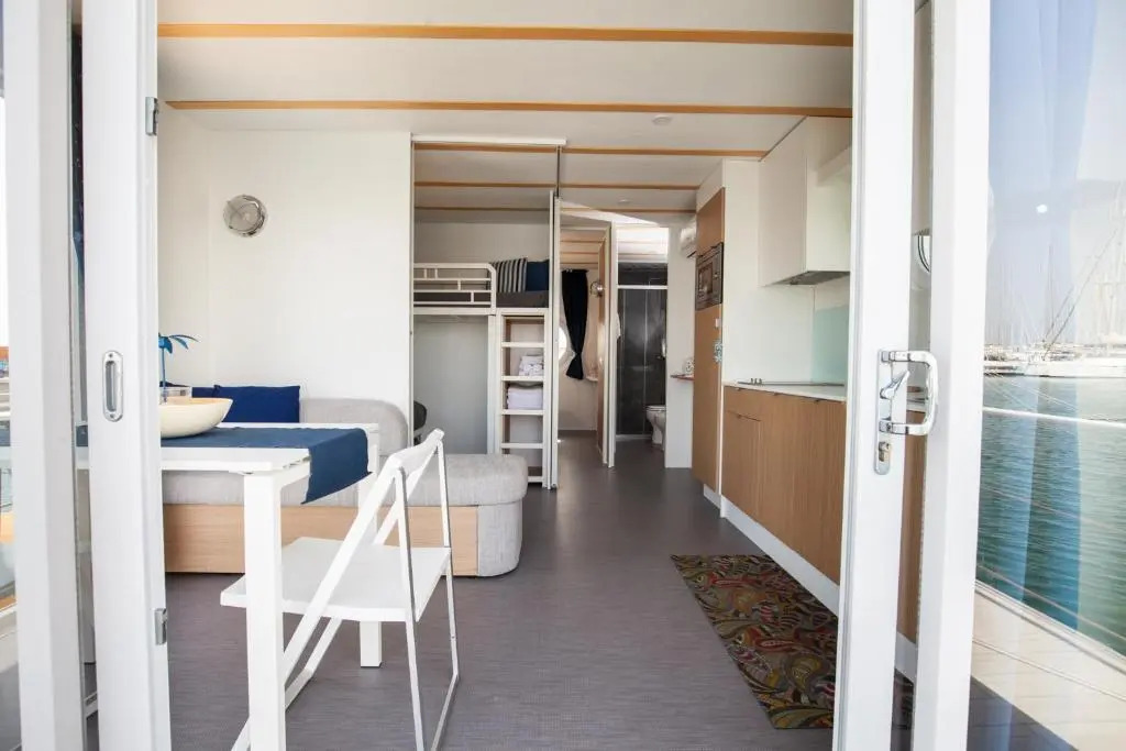 Photo - House Boat Rimini Resort