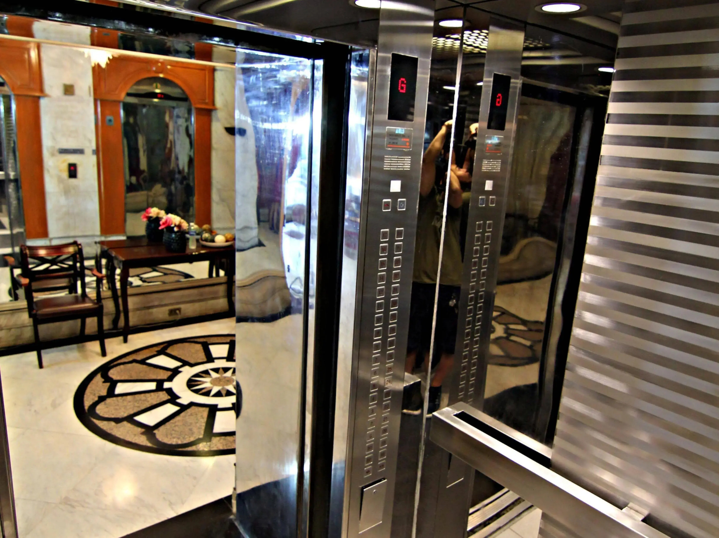 Foto - RedDoorz at MPT Suites