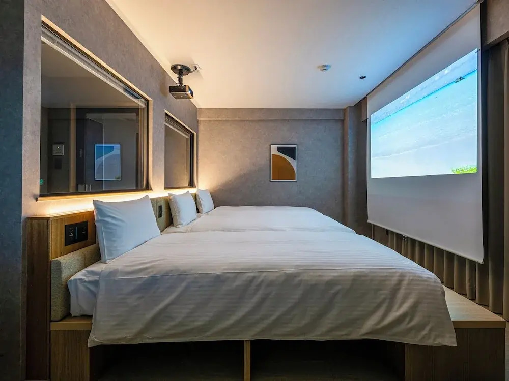 Foto - LACER OKINAWA NAHA Tomariport