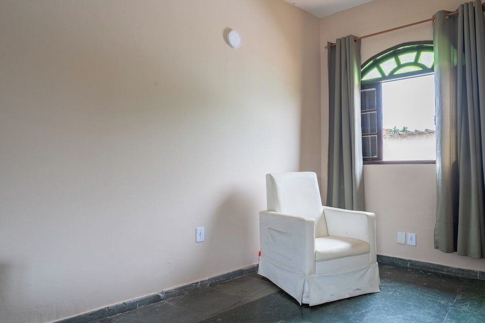 Casa Pet Friendly c Churrasqueira a 120m da Praia