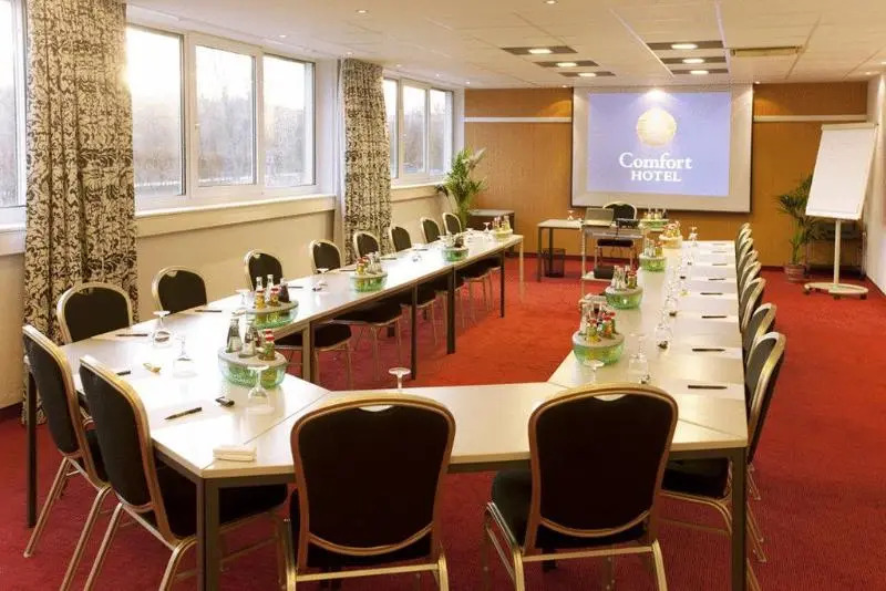 Foto - Arthotel Ambassador Wiesbaden - FREE PARKING