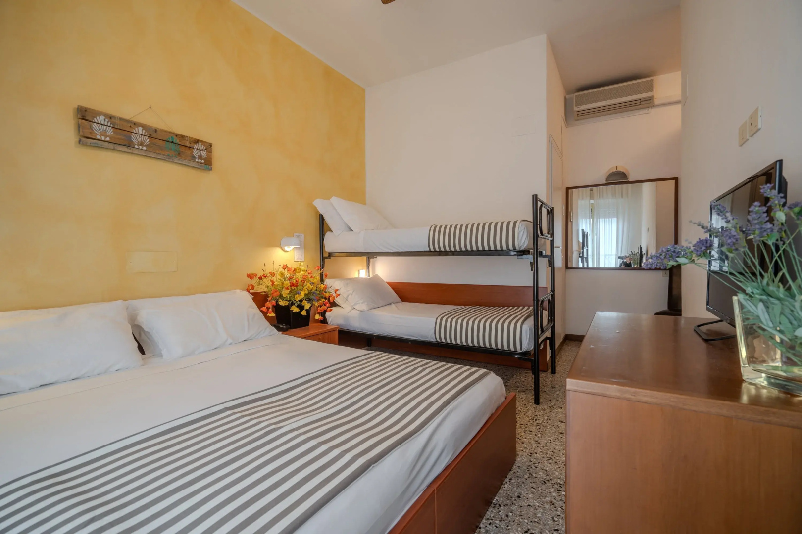 Photo - Hotel Mia