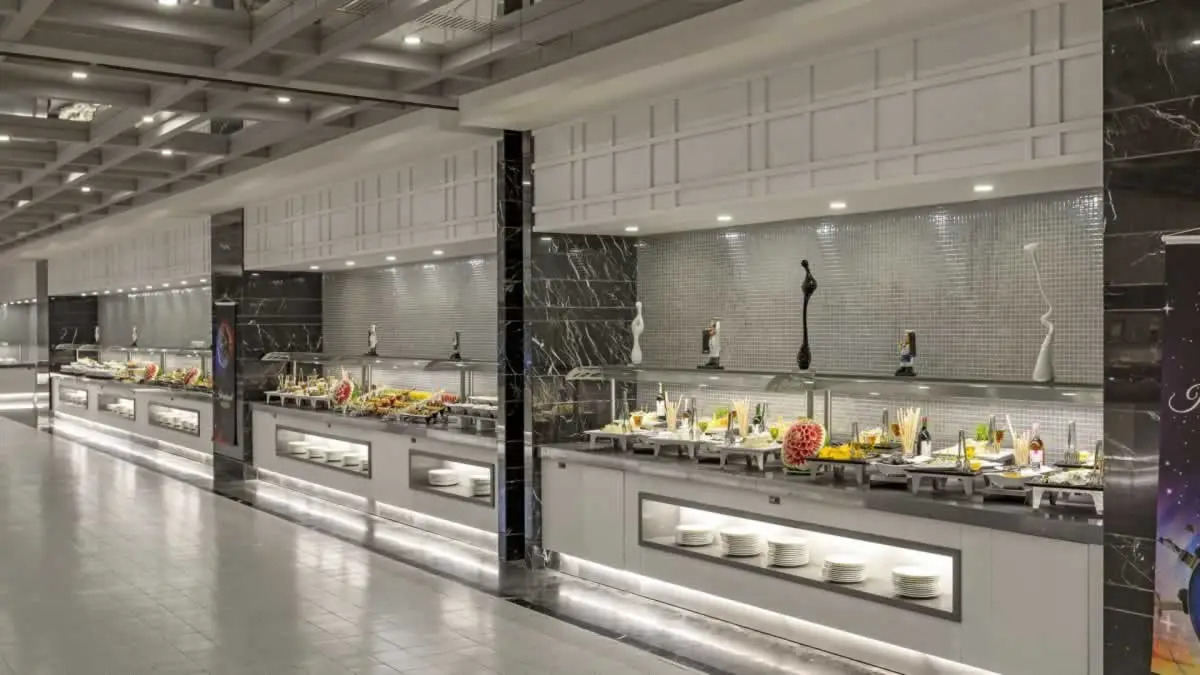 Photo - Royal Seginus