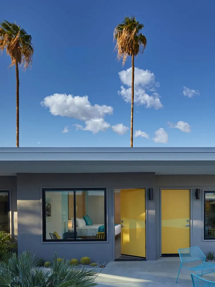 Photo - Twin Palms Resort - A Gay Men's Resort