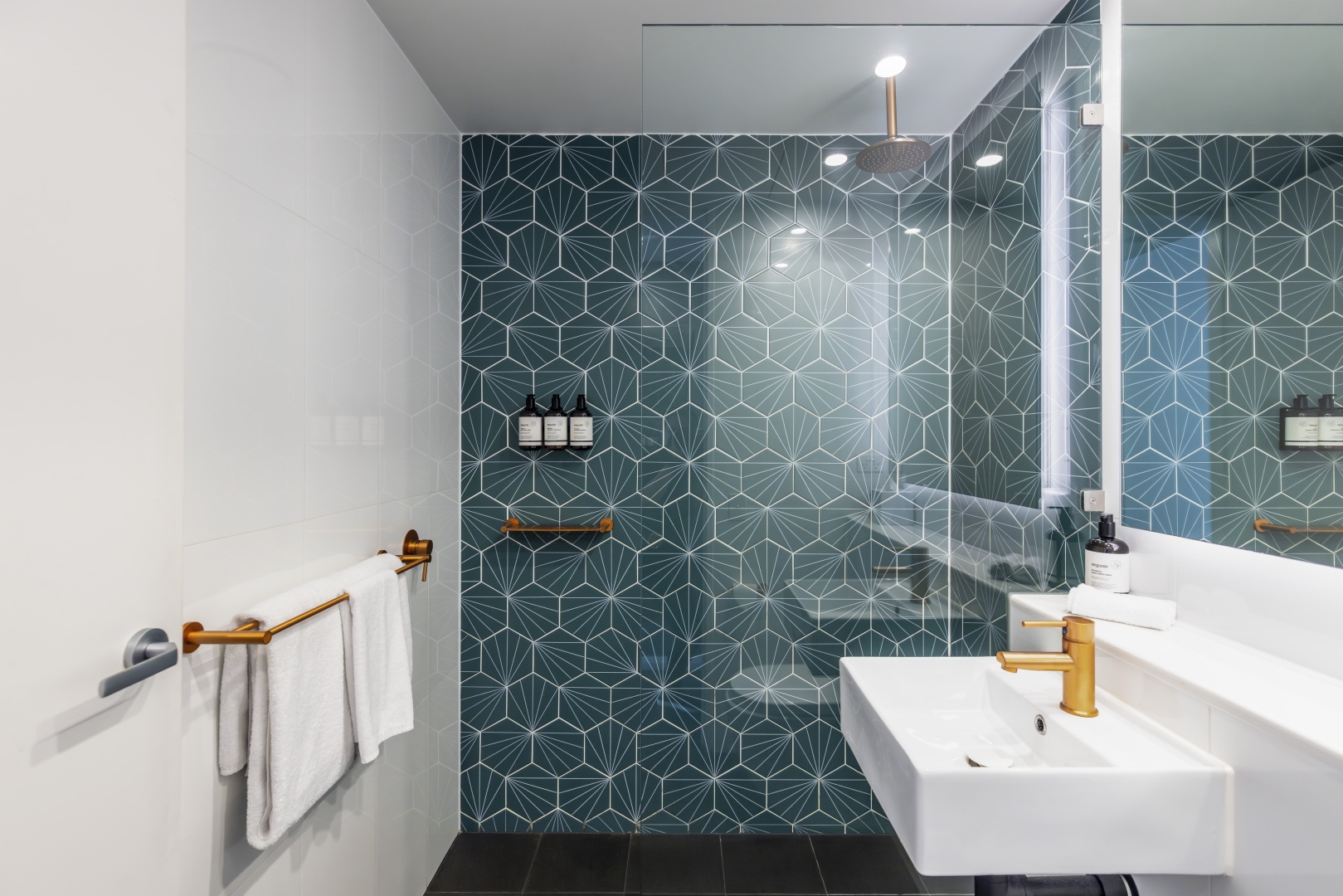 Photo - Citadines Connect Sydney Airport