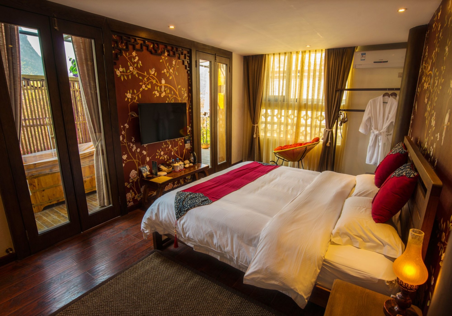 Secret Courtyard Resort Hotel